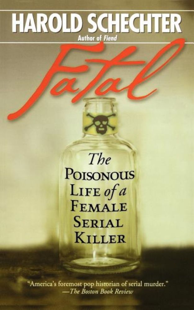 Fatal, Paperback fotografia produsului